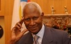 Abdou Diouf raconte : "Lorsque j'étais président, je forçais les barrières et j'allais vers les gens"