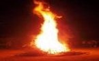 Un mauritanien âgé menace de s’immoler par le feu si le ministère des Affaires étrangères ne lui rend pas ses deux filles de Libye