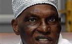 LE CANARD ENCHAINE ATTAQUE GORGUI : WADE, PRESIDENT TROP AGE, TROP ISOLE ET INSTABLE…