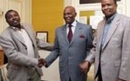 LE PRESIDENT WADE AUX REBELLES SOUDANAIS...: « Il faut aller aux discussions ! » (Le Soleil.