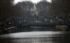 Paris : un homme meurt noyé lors d’une rixe entre migrants