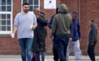 Royaume-Uni : premières arrestations de demandeurs d'asile en vue des expulsions vers le Rwanda