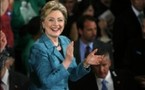 Hillary Clinton survit