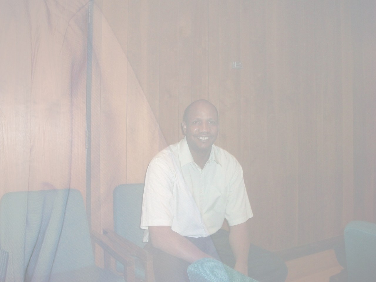 Moussa modérateur.jpg Moussa modérateur.jpg