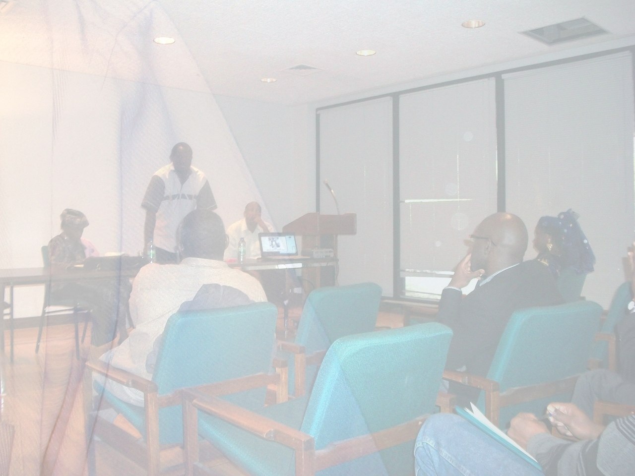 Facultédroitconf 073.jpg Facultédroitconf 073.jpg